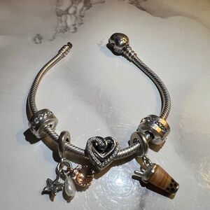 Pandora  Moments heart padlock clasp snake chain bracelet with CHARMS!!